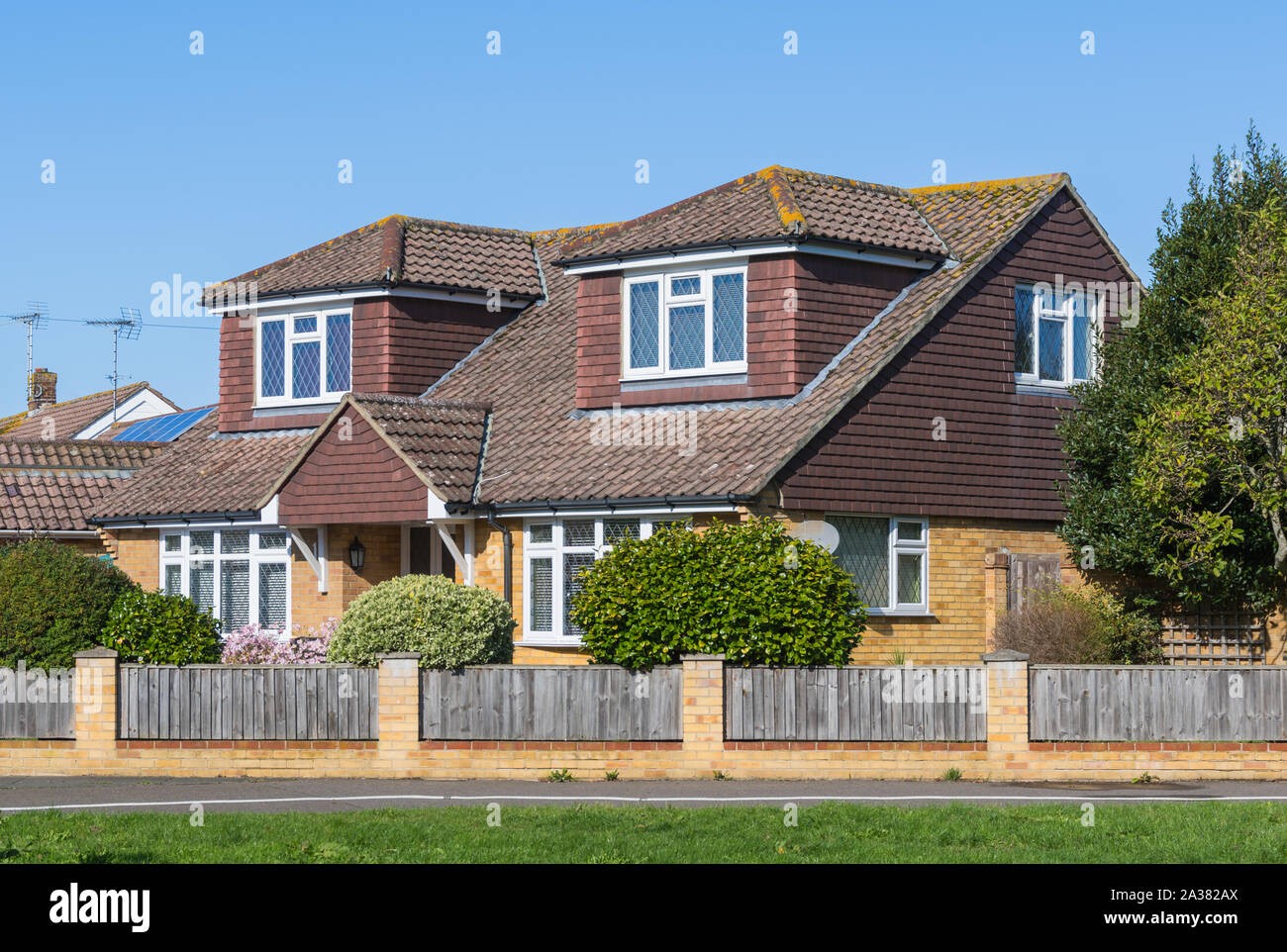 Dormer window roof installation
